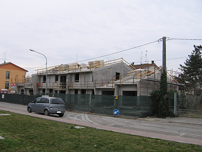 Casa-antisismica-Quadri-Cantiere-400x300 Case antisismiche prefabbricate